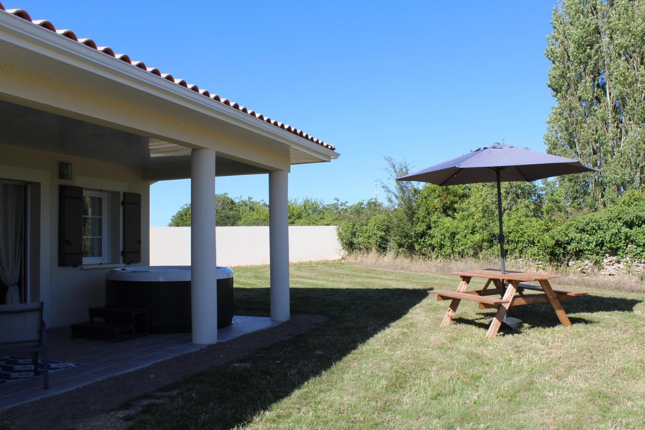 Gite Lou, Gite Famille Et Bien Etre Avec Jacuzzi Fontenay-le-Comte Eksteriør billede